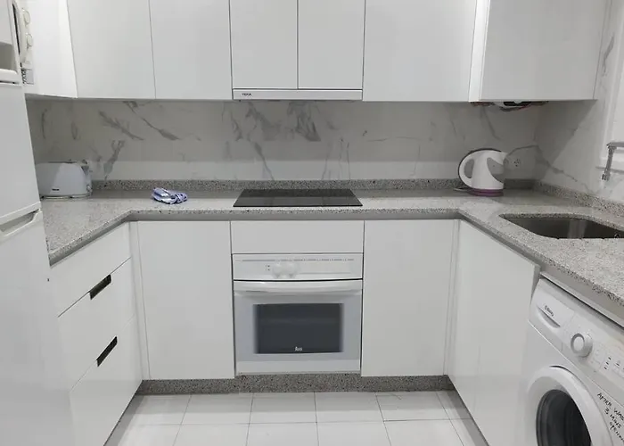 Pinos 15 Nerjarent Lägenhet